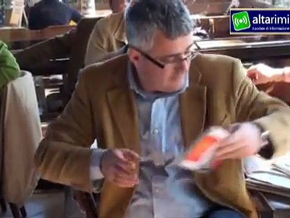 Presentato il libro 'Falce, Martello e Lasagne'