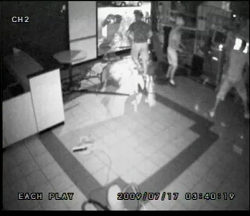 Video irruzione 'banda delle slot' a Rimini