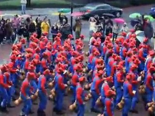 Des Mario Tanuki en balade à San Diego