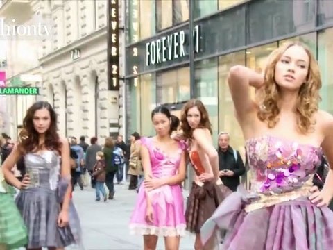 Top Model Maria Mogsolova Visits La Hong - Vienna | FTV