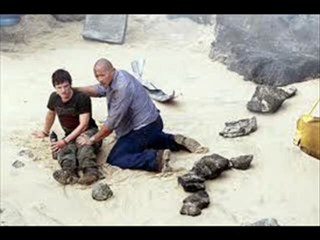 Journey 2 The Mysterious Island Trailer (OFFICIAL)