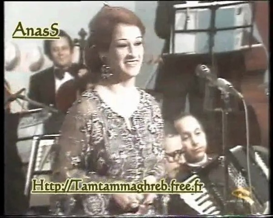 Eih Walla Eih - Warda  /  ايه واللا ايه - وردة