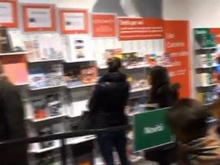 Inaugurata la Feltrinelli a Rimini con omaggio a Fellini