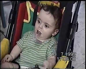 Bébé très affamé !