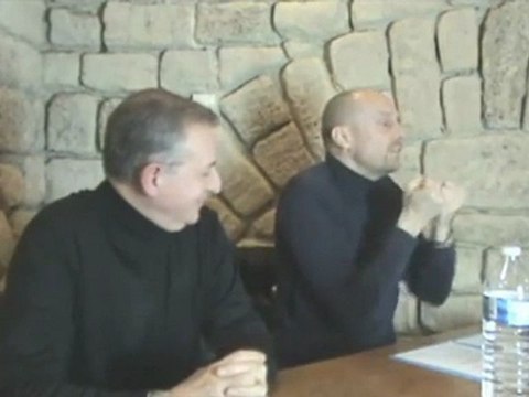 splendide sketch d'Alain Soral (Best of conference NWO)