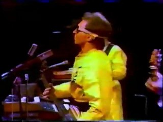 SATISFACTION (LIVE) / DEVO