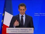 L'Allemagne, la France et l'Italie, réunies jeudi 24 novembre à Strasbourg ont dit leur détermination à assurer l'avenir de l'euro, en modifiant si nécessaire les traités européens, mais sans toucher à l'indépendance de la Banque centrale europé