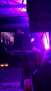 Cengiz Kurtoğlu ( İzmir California Restaurant - Annem )