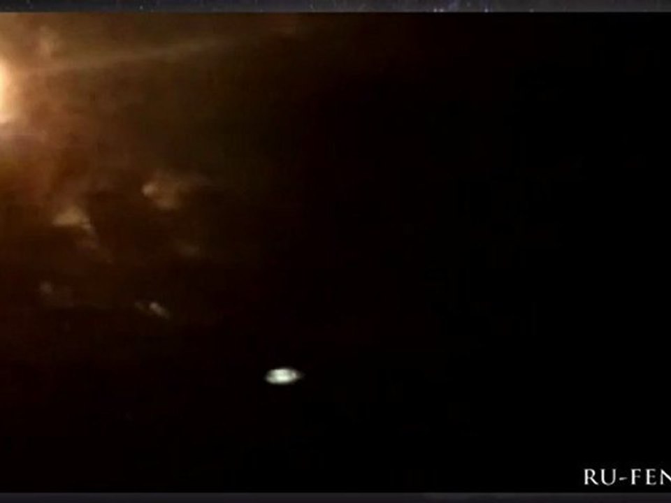 UFO . Oakland,  22.11. 2011.(1)