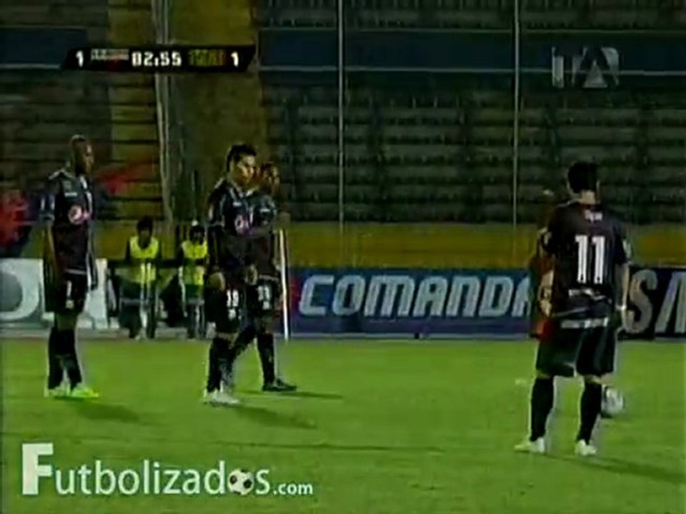 deportivo_quito_2_-_deportivo_cuenca_1._campeonato_ecuatoriano_2011 preview