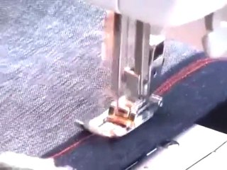 Machine à coudre TOYOTA modèle SPB26