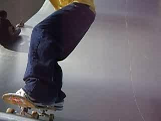 tiens prend toi mon skate xD
