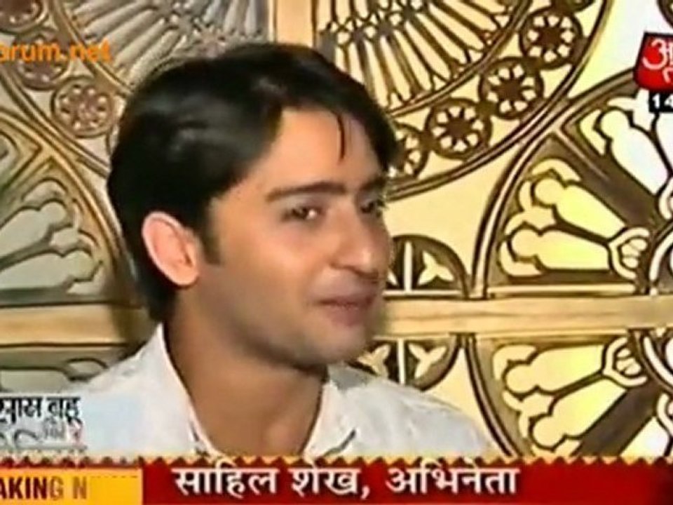 Phoot -Phoot Kar Royi Navya