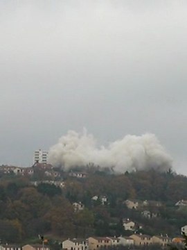 Foudroiement tour plein ciel