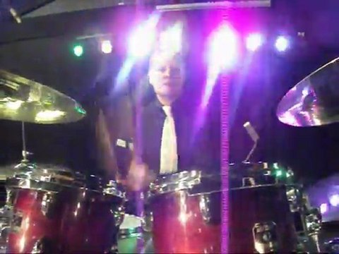 Valerie performed by wedding band hire Bristol Amplified band