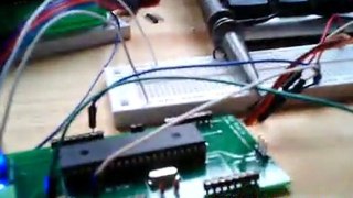 Controlling analog servo from a PIC microcontroller