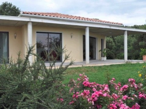 Maison Villa - Achat Vente - Uzes - villa contemporaine - N° 2305v - Gigalimmo