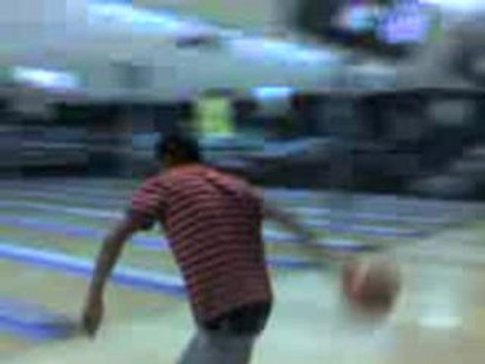 GAMELE BOWLING