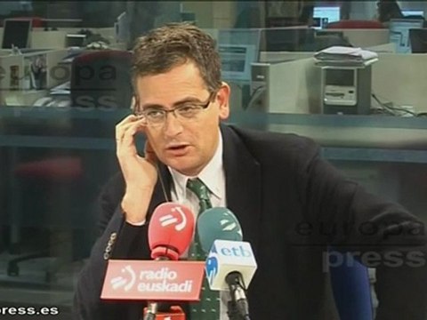 Basagoiti alaba el acuerdo PNV-PP en Bizkaia