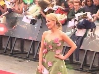 Sienna Miller: I was spat on by paparazzi