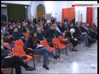 TG 25.11.11 A Monopoli il no dei commercianti al mega centro commerciale