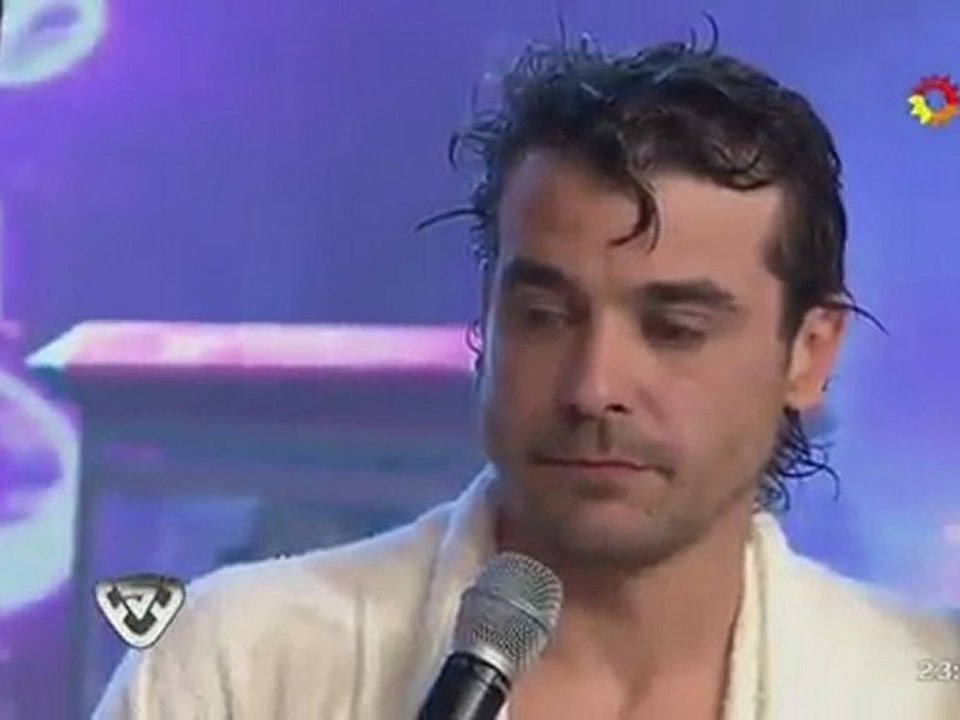 PETER - BAILE BAJO LA LLUVIA - PUNTAJE 4