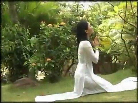 LẠY PHẬT QUAN ÂM. Thùy Trang