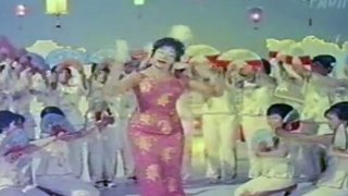 Kitna Haseen Hai Ye Jahan : Humsaya 1968 : Asha & Chorus