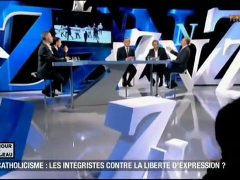 Quenelle d'Escada... pour Guaino la shoah n est pas une religion