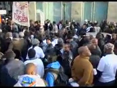 ADIEU KABILA, MARCHE DE SOUTIEN AU CANDIDAT N°11 ETIENNE TSHISEKEDI LE 19-11-2011