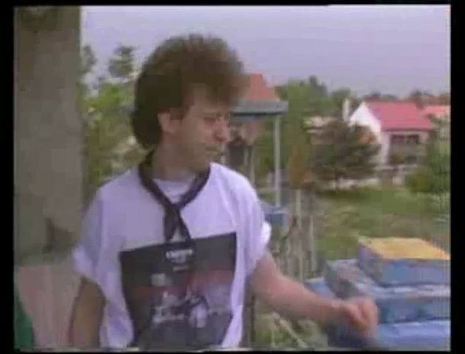 PRLJAVO KAZALIŠTE - Heroj ulice (1981)