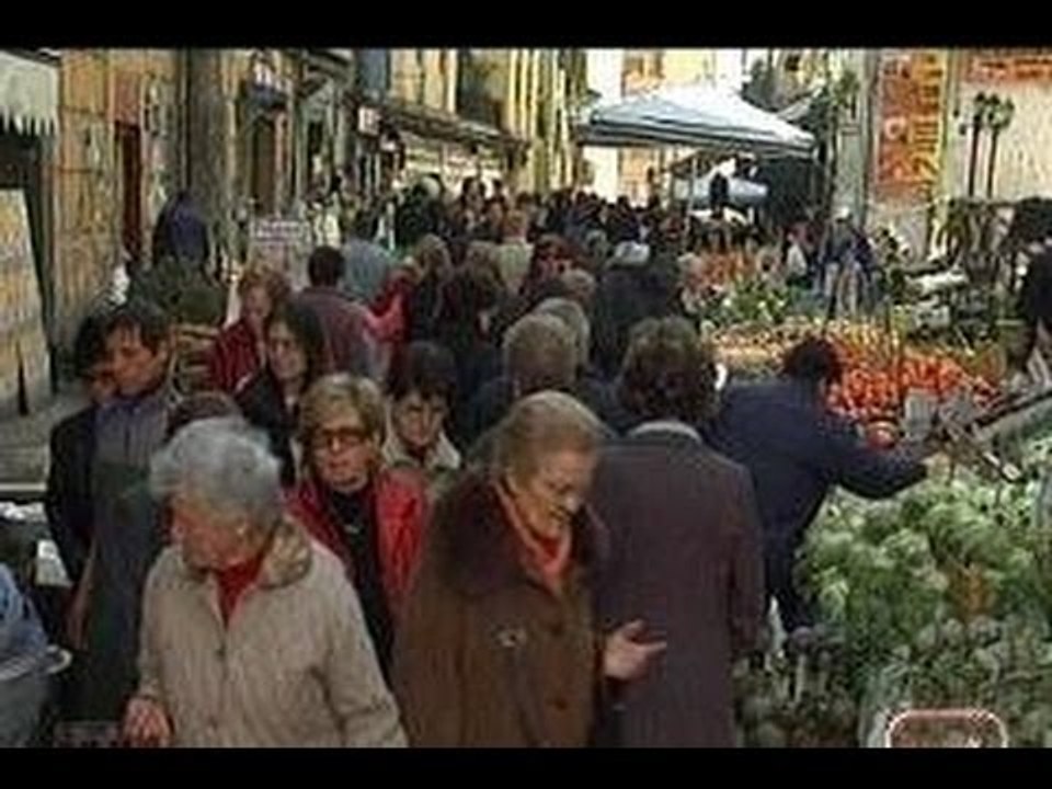 Napoli - Le Green Car nel mercatino di Piazza Dante