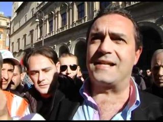 Roma - De Magistris con i lavoratori del comparto trasporto di Finmeccanica