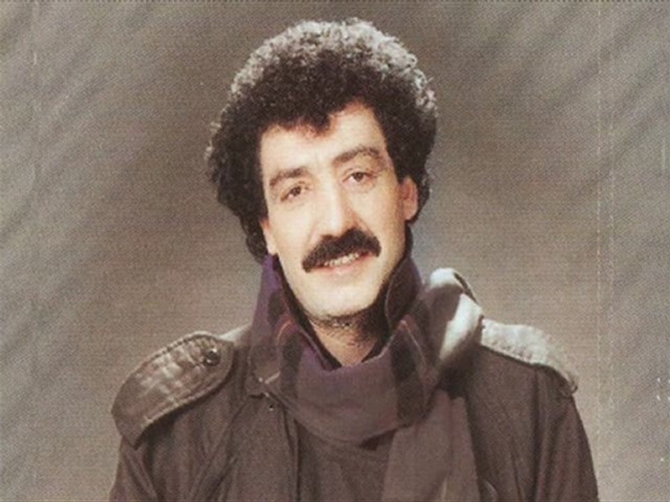 Müslüm Gürses - Yanarım