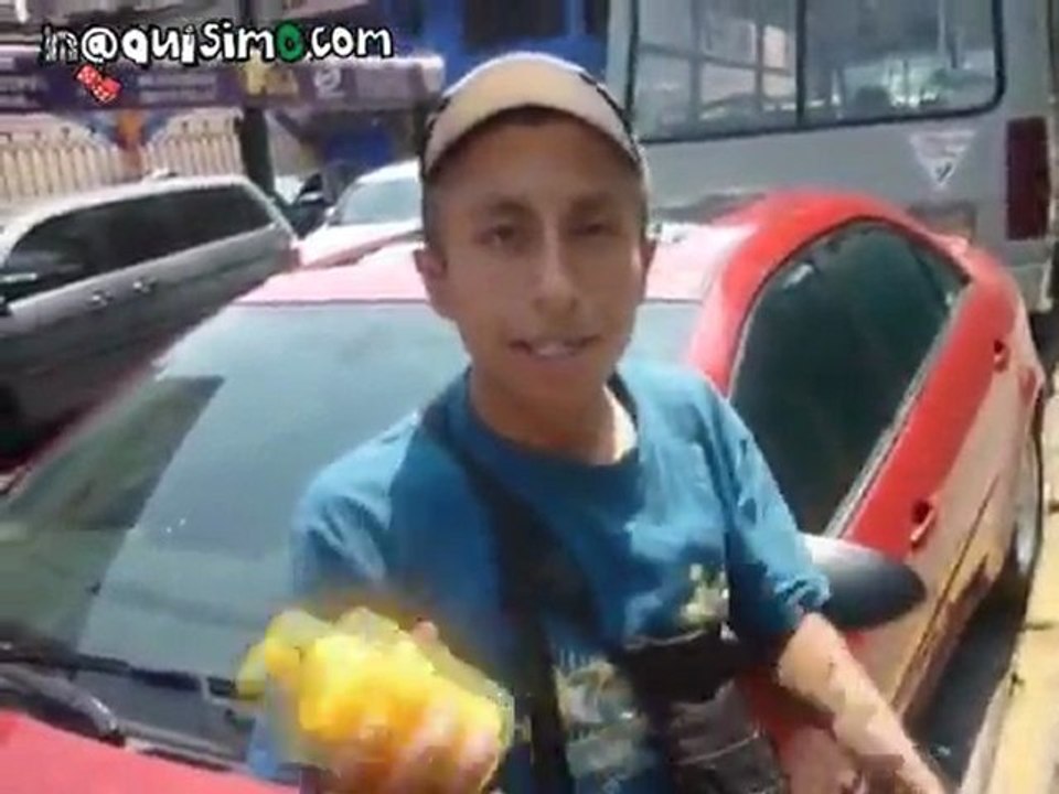 NAQUISIMO.COM - Haciendo la mona