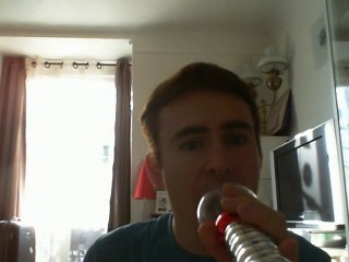 Wiwi égratigne "Hadschi Halef Omar"