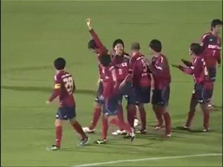 Έβαλε γκολ με κεφαλιά από το κέντρο