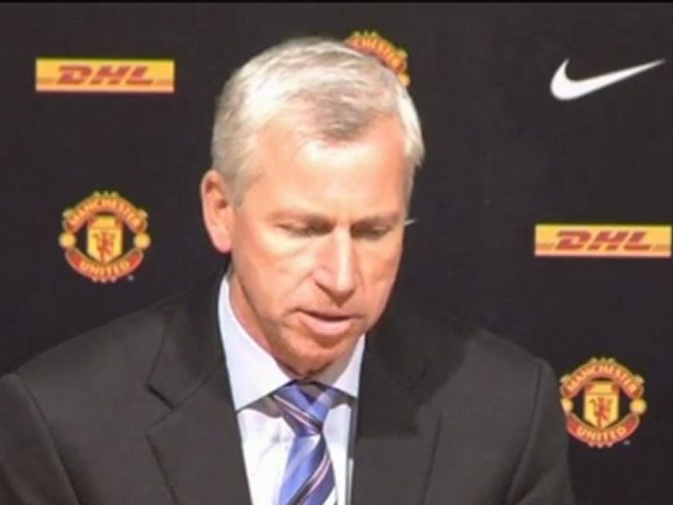 Pardew lobt sein Team