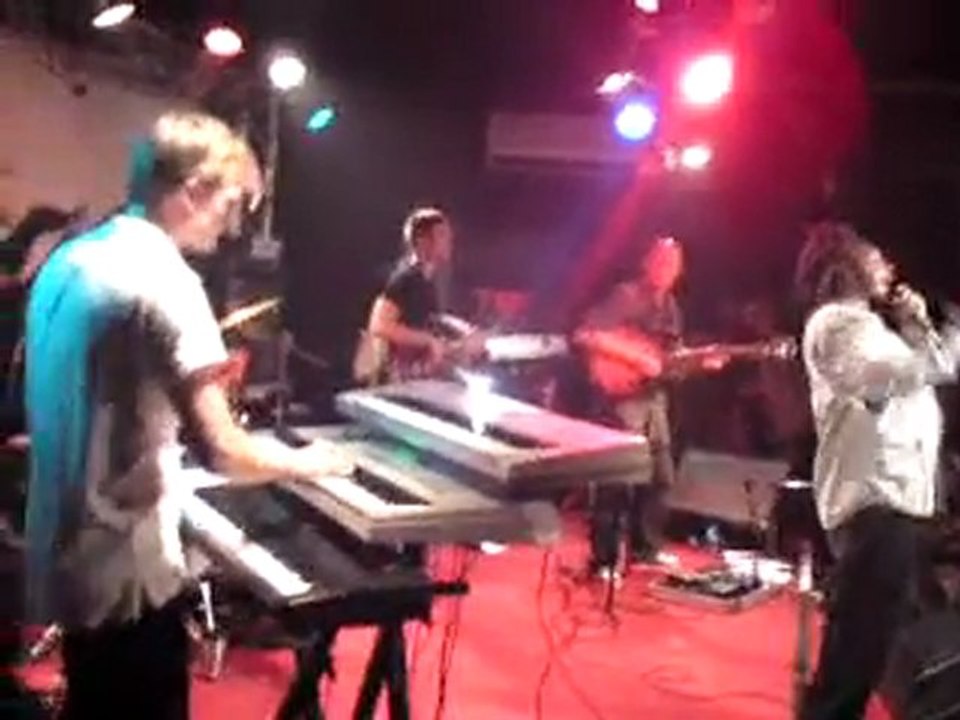 reggae live PARIS 2011 Ras shiloh (2)