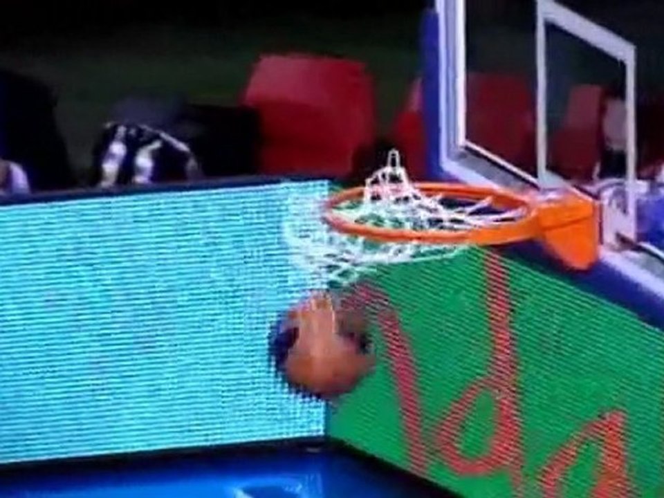 Liga Endesa 2011-12 - J9 - Cajasol Banca Cívica - Baloncesto Fuenlabrada - Ripped by verbateen - Intro