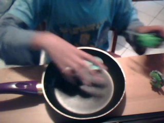 Une petite démo de beyblade matal master