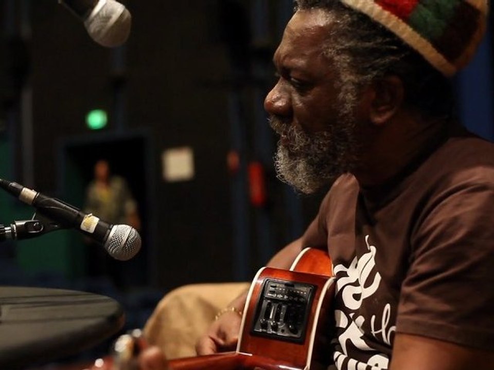 Winston McAnuff - Live at Radio Lucien