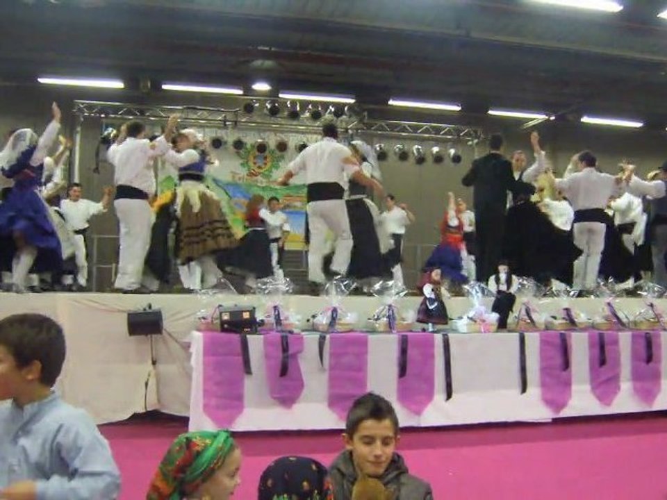 Estrelas Douradas de Versailles à Cergy