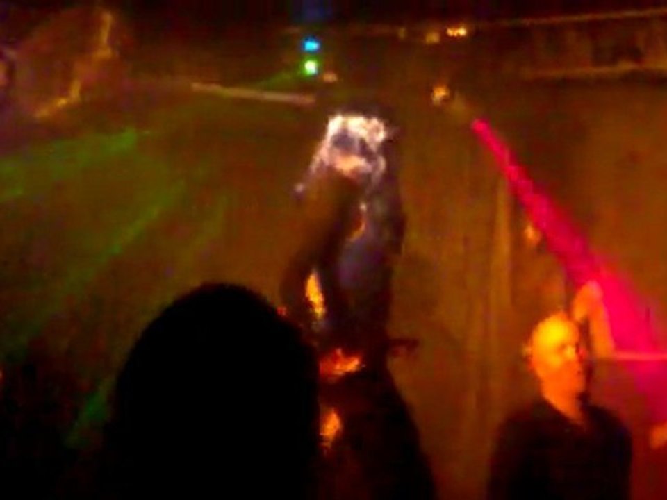 EXCLUSIF: La Moruetta en soirée. (27.11.11)