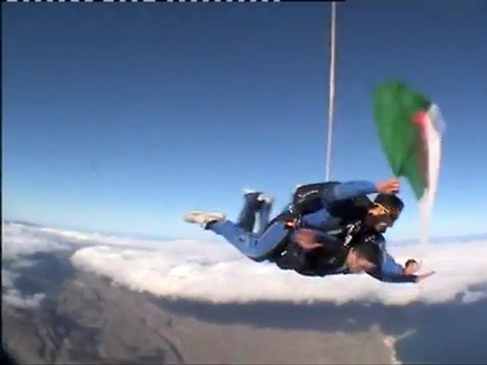 OBEM DAMMARIE SAUT PARACHUTE DRAPEAU ALGERIE