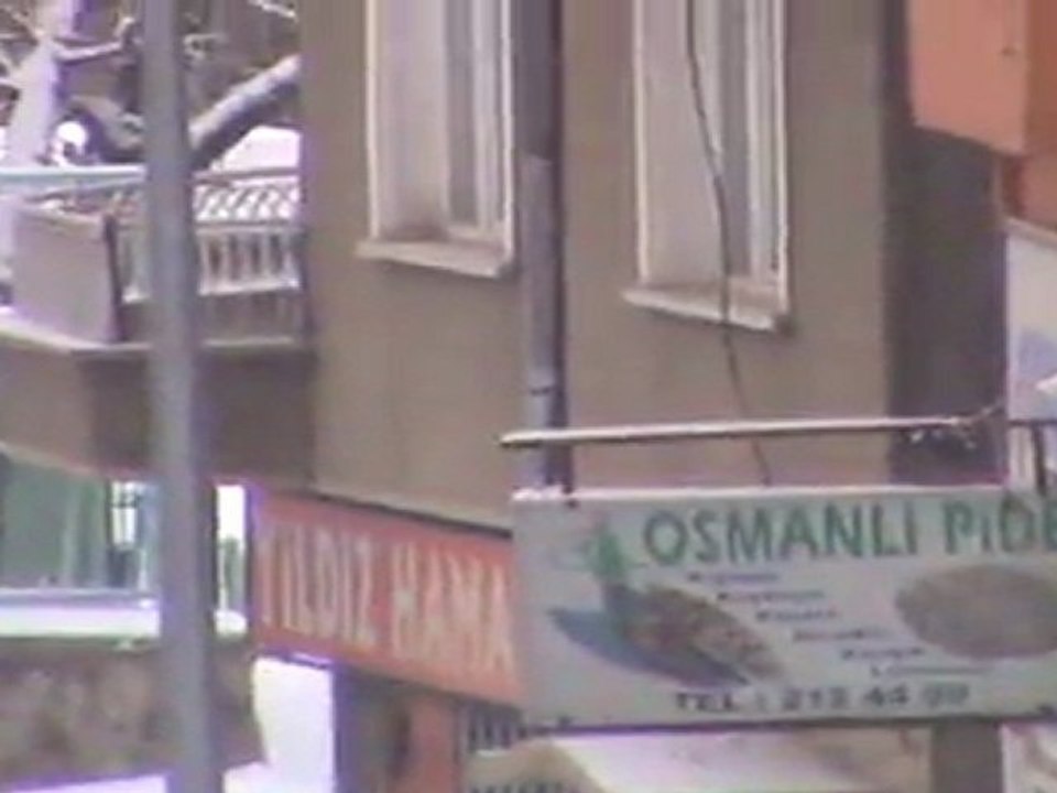 YapımcıYönetmen Bilal sayim  Cumhurbaşkanı Rahmetli Turgut Özalın çok sevdiği genç bir Televizyoncu idi.Onunla sık sık görüşüp Bilal Sayim gibi gençlere ülkemizin çok ihtiyacı var gençlerimizin ufkunun ne kadar ileri olduğunu görüy