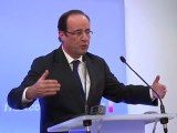 Conférence de presse de François Hollande à l'usine Saint-Gobain en Seine-Saint-Denis