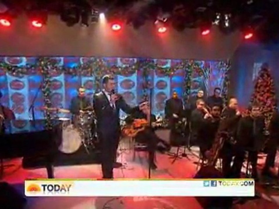 2011-11-28 - Michael Buble at Today Show - Santa Claus Is Coming To Town