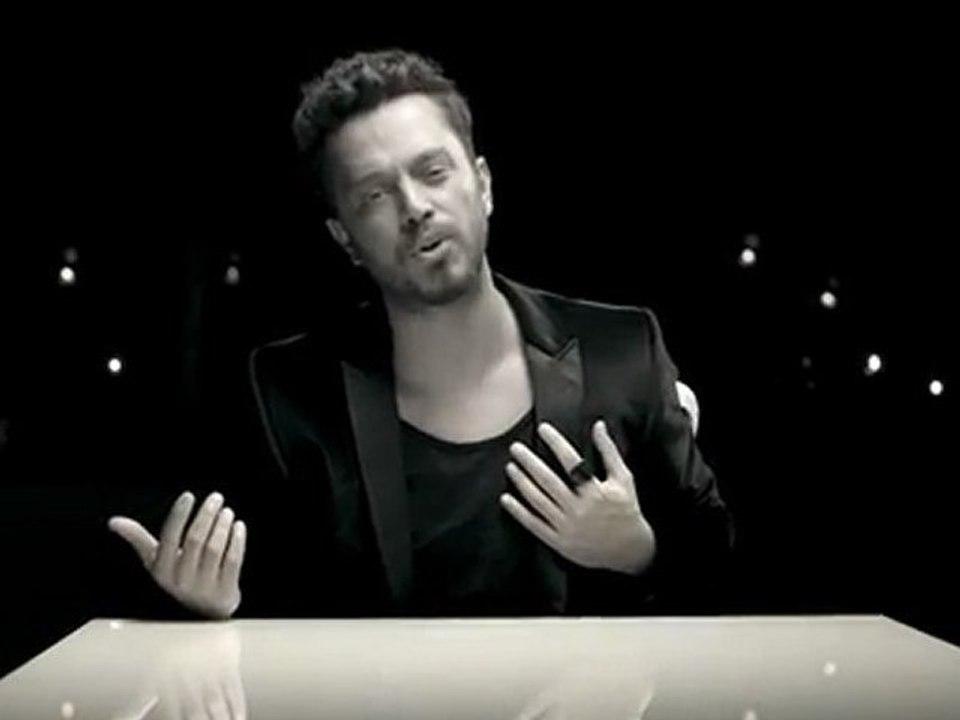 Murat Boz - Kalamam Arkadaş [Yeni Klip 2011]