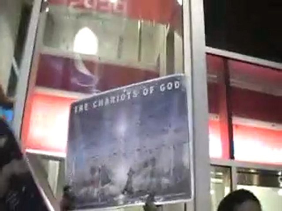 NUCLEAR MISSLES ARE GOING TO RAIN ON AMERICA